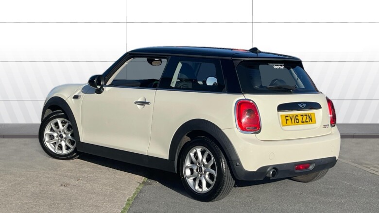 MINI Hatchback 1.5 Cooper 3dr Petrol Hatchback